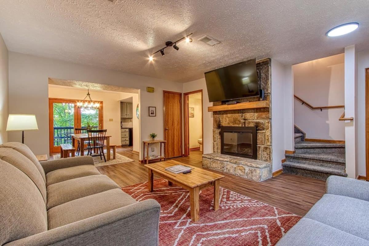 Pinecrest Townhomes-1King-2Queen Unit-Renovated Pigeon Forge Exterior foto